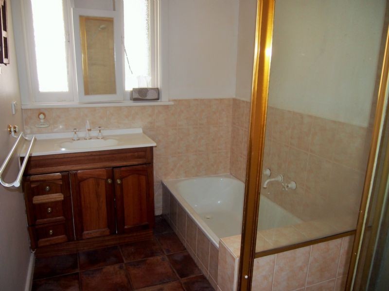 130 Dorking Road, Box Hill North VIC 3129
