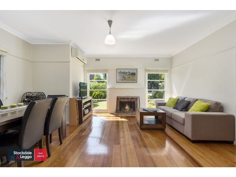 4 Aberdeen Road, Blackburn South VIC 3130