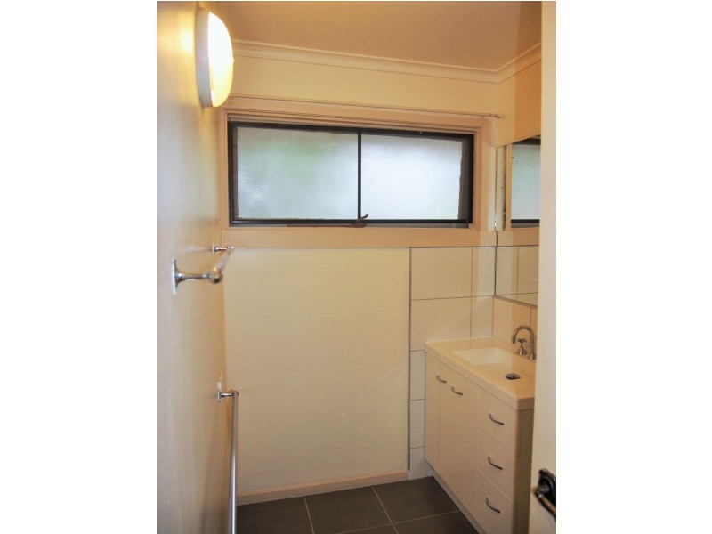 8/11 John Street, Blackburn VIC 3130