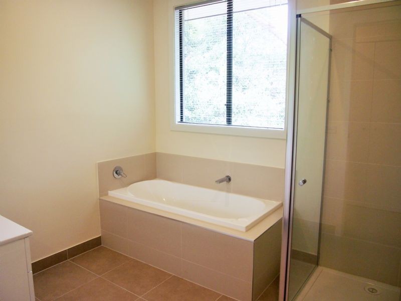 3/118 Mount View Parade, Croydon VIC 3136