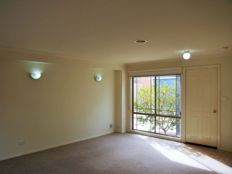 2/6-10  Station Street, Blackburn VIC 3130
