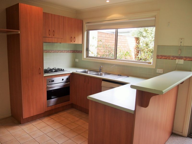 2/6-10  Station Street, Blackburn VIC 3130