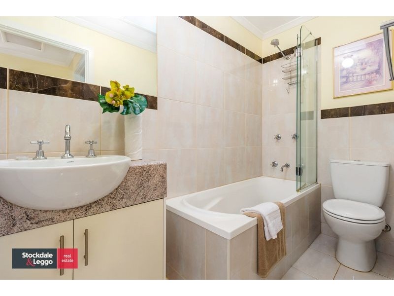 1/14 Worrall Street, Burwood VIC 3125