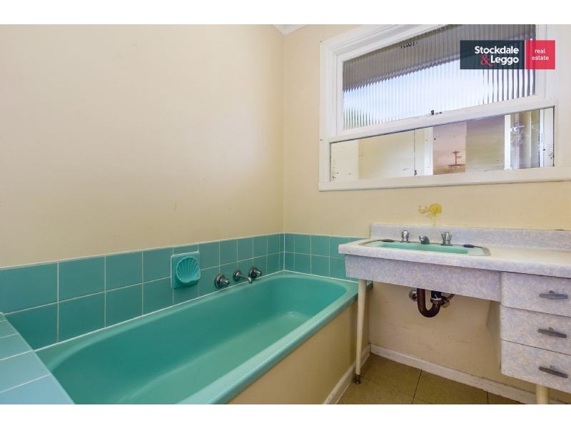 10 Aldinga Street, Blackburn South VIC 3130