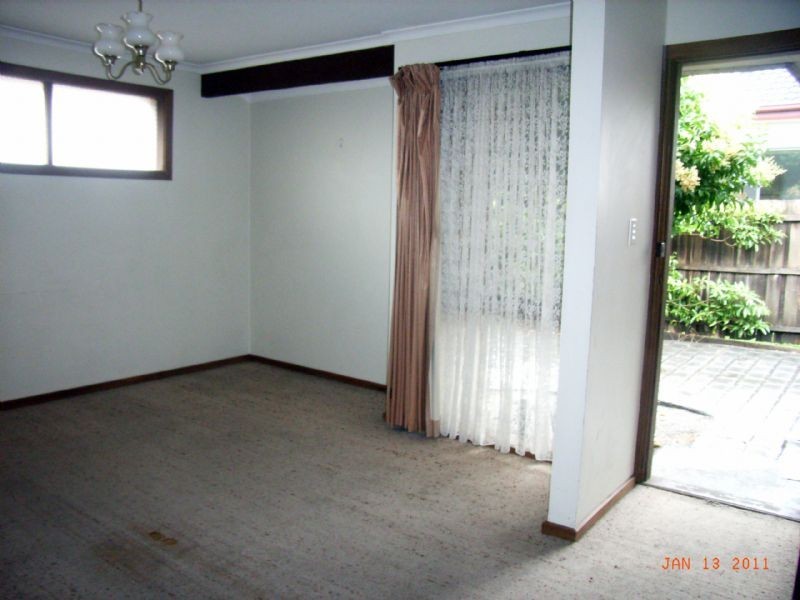 2/31 Highland Street, Kingsbury VIC 3083