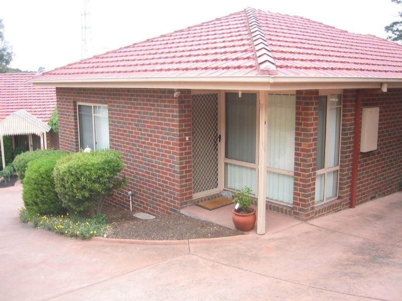 4/11 Neilsen Crescent, Bundoora VIC 3083