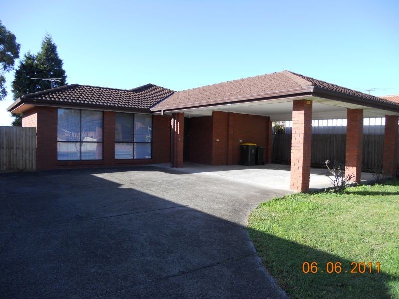 30 Lady Penrhyn Avenue, Mill Park VIC 3082