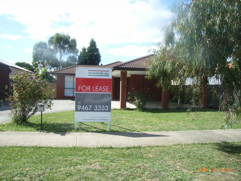 30 Lady Penrhyn Avenue, Mill Park VIC 3082