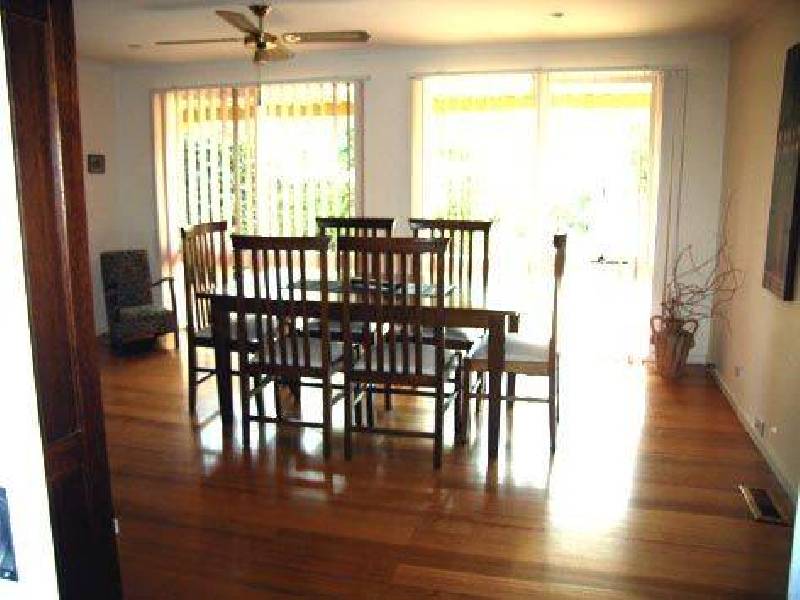 10 Dilkara Avenue, Bundoora VIC 3083