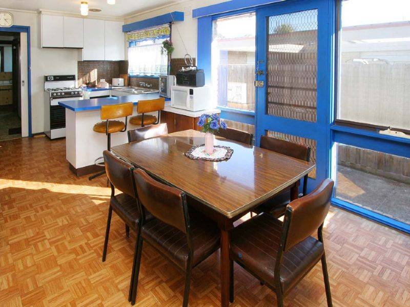 28 Sandhurst Crescent, Bundoora VIC 3083