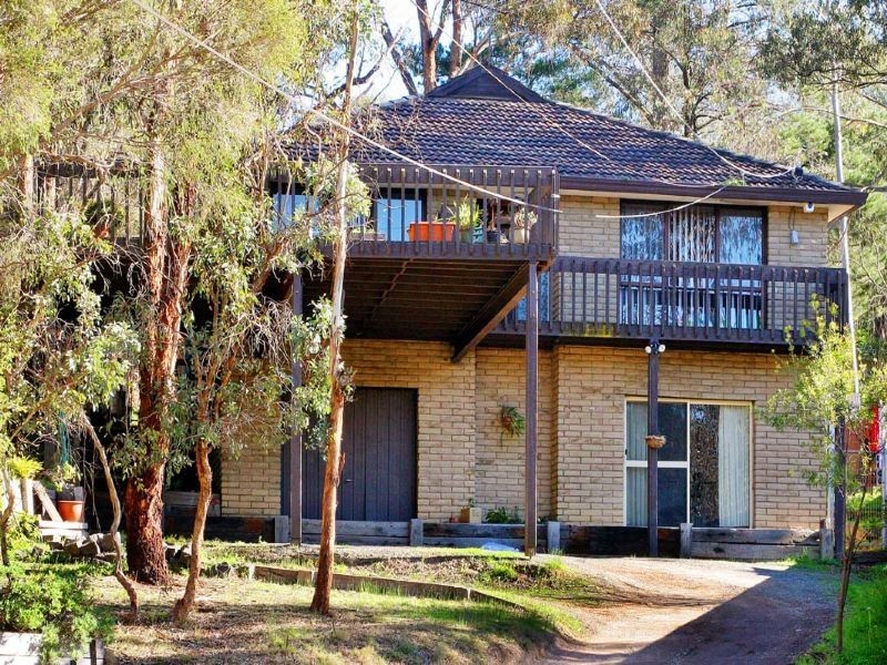 55 Karringal Drive, Briar Hill VIC 3088