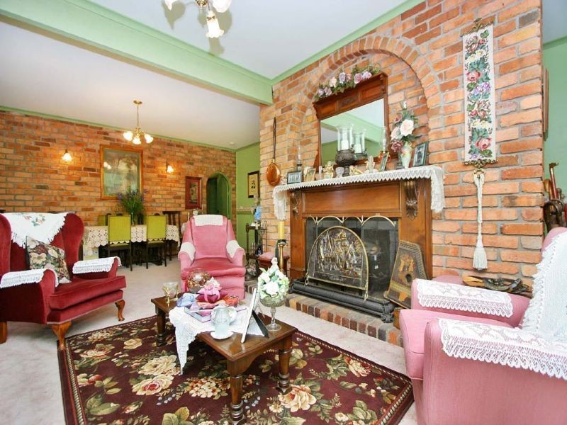 21 Somerleigh Crescent, Greensborough VIC 3088