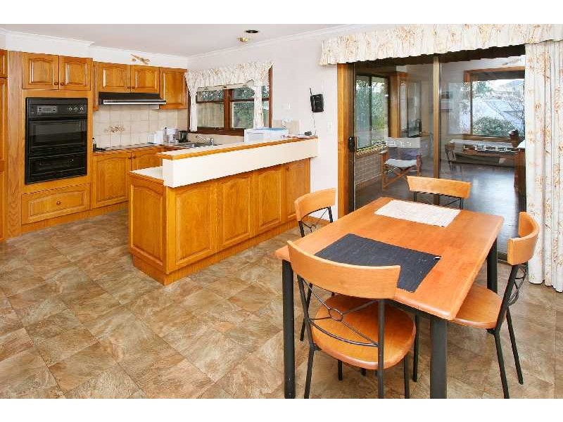 34 McLaughlans Lane, Plenty VIC 3090