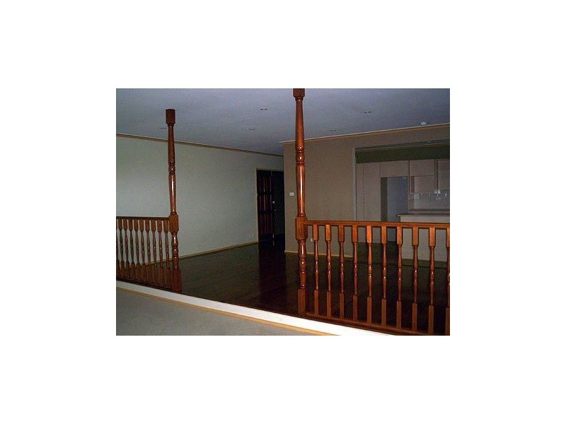 18 Eclipse Crescent, Watsonia VIC 3087