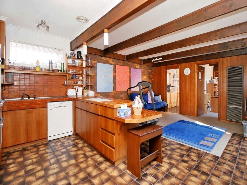 30 Bunker Avenue, Kingsbury VIC 3083