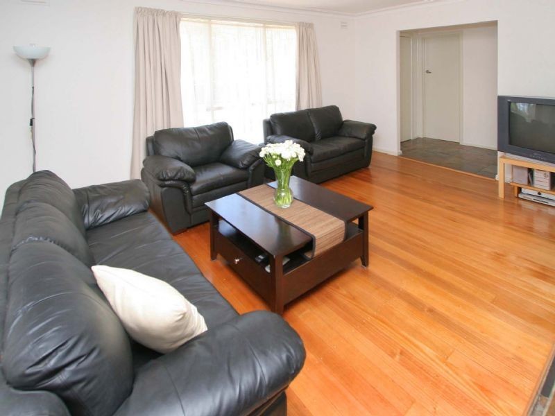 9 Niblick Street, Kingsbury VIC 3083