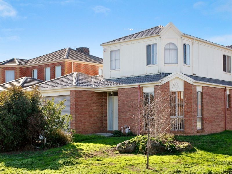 2  Blau Street, Bundoora VIC 3083