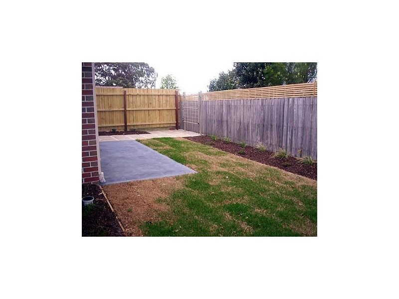 2/291 Nell Street West, Watsonia VIC 3087