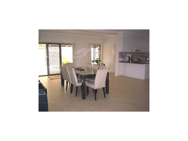 8/2 Shoalhaven Street , Bundoora VIC 3083