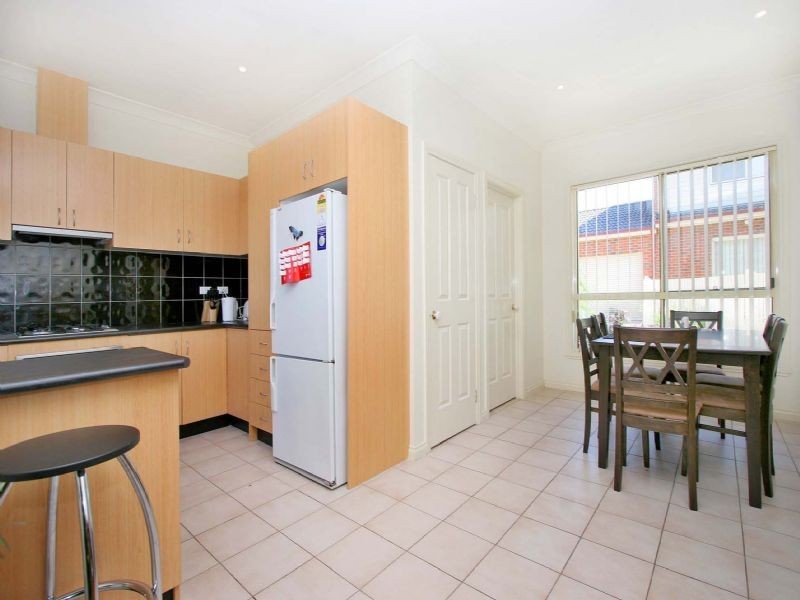 2/8 Balaka Place, Bundoora VIC 3083