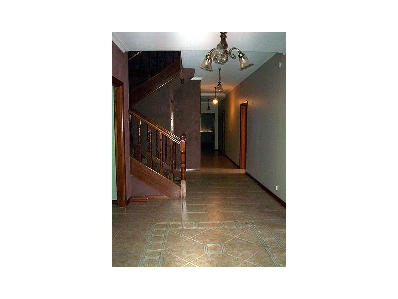 9  Mosstrooper Court, Mill Park VIC 3082