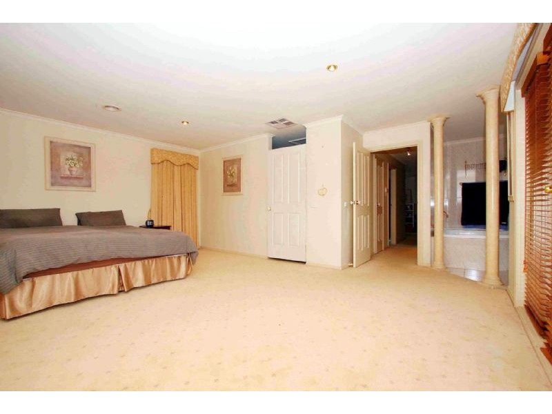 1 Willaura Place, Yallambie VIC 3085