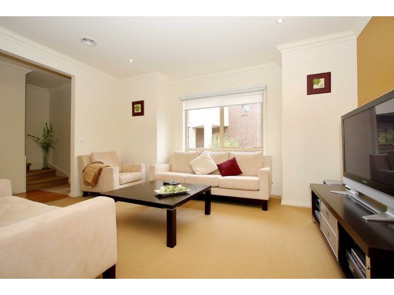4/5 Delacombe Drive, Mill Park VIC 3082