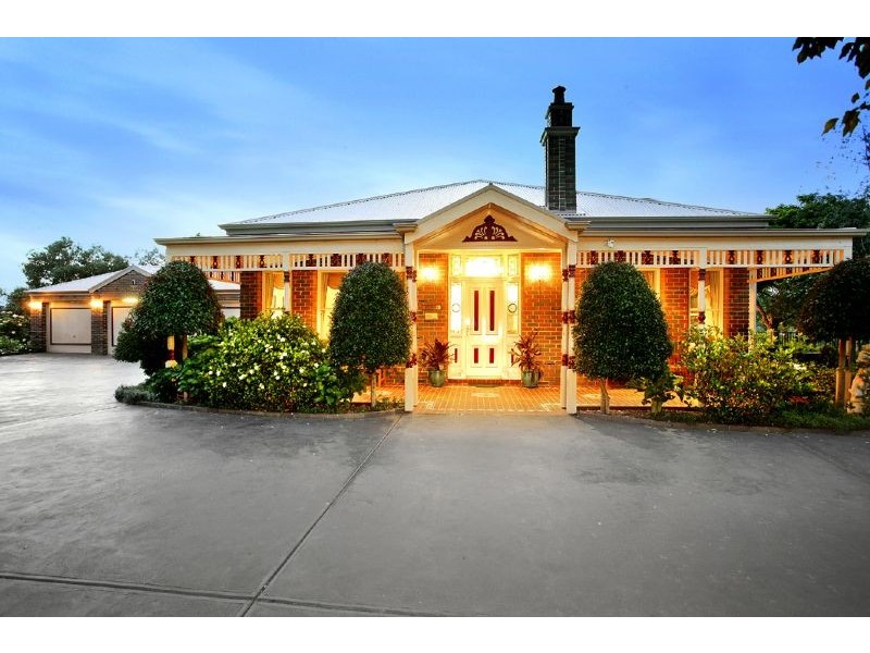 99 Hume Street, Greensborough VIC 3088