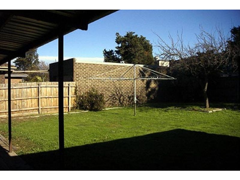 21 Virginia Crescent, Bundoora VIC 3083