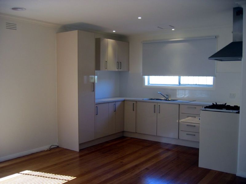 10 Windsor Crescent, Bundoora VIC 3083