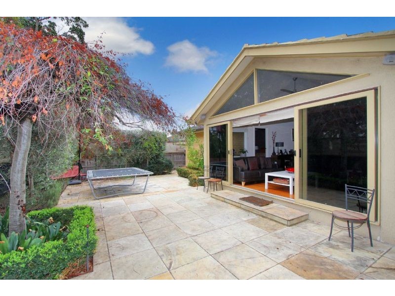 10 Dilkara Avenue, Bundoora VIC 3083