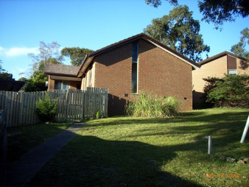 1 Debra Court, Macleod VIC 3085