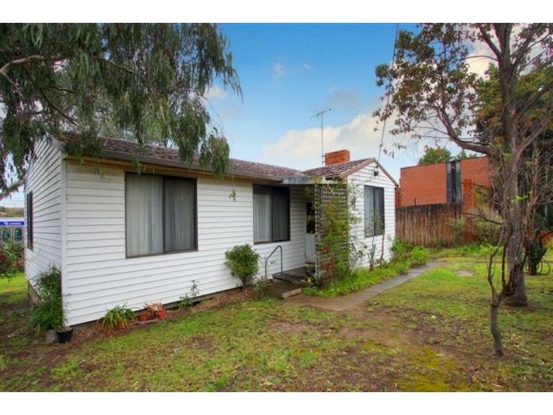 12 McNamara Street, Macleod VIC 3085