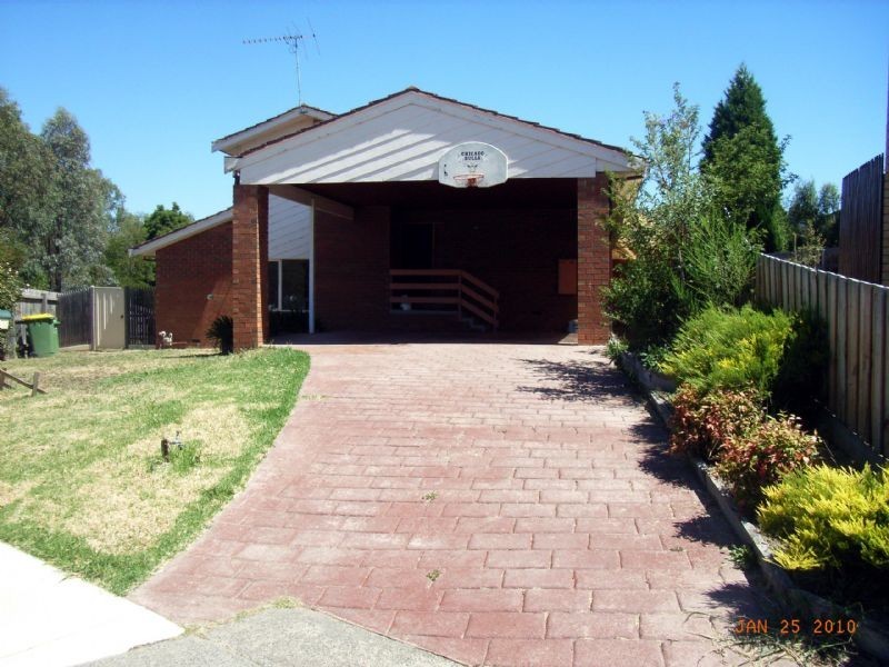 49 Binnak Drive, Watsonia North VIC 3087