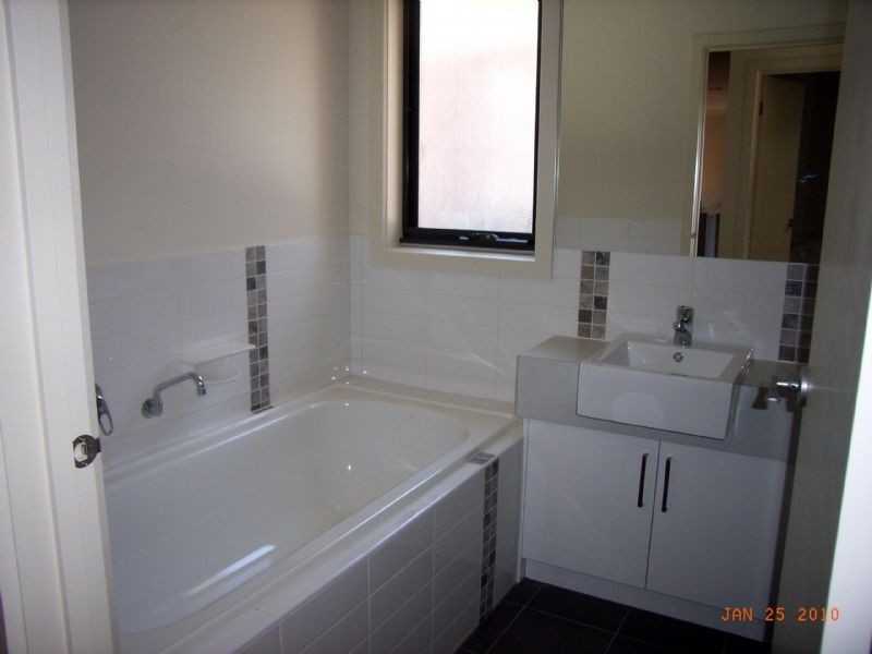 1/31 Sanctuary Drive, Bundoora VIC 3083