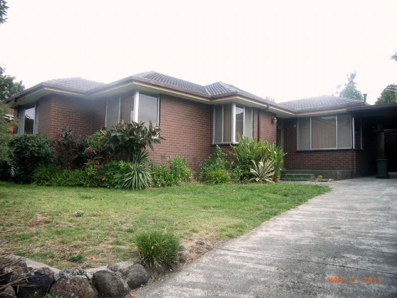 19 Moreton Crescent, Bundoora VIC 3083