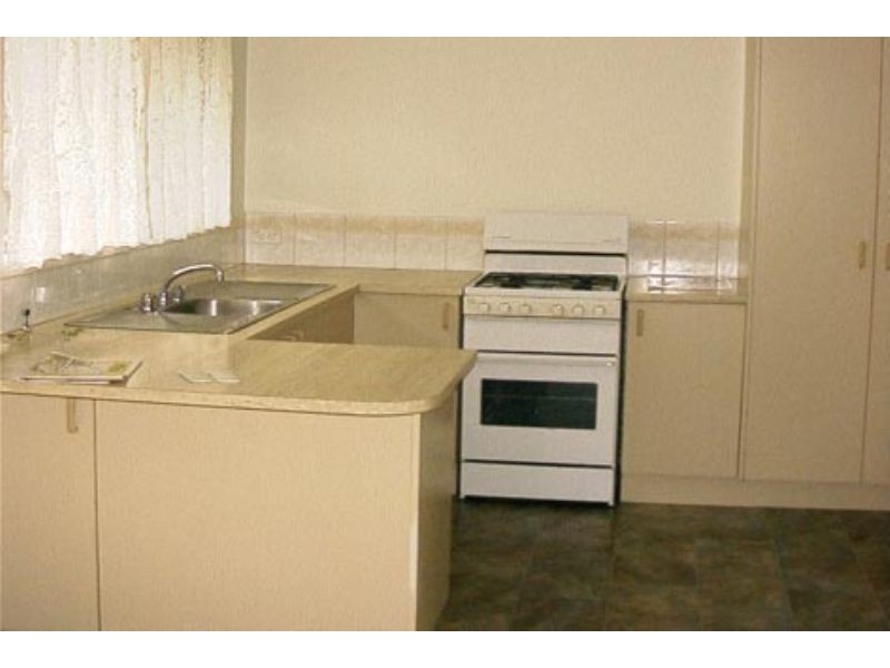 2/81 Plenty Lane, Greensborough VIC 3088