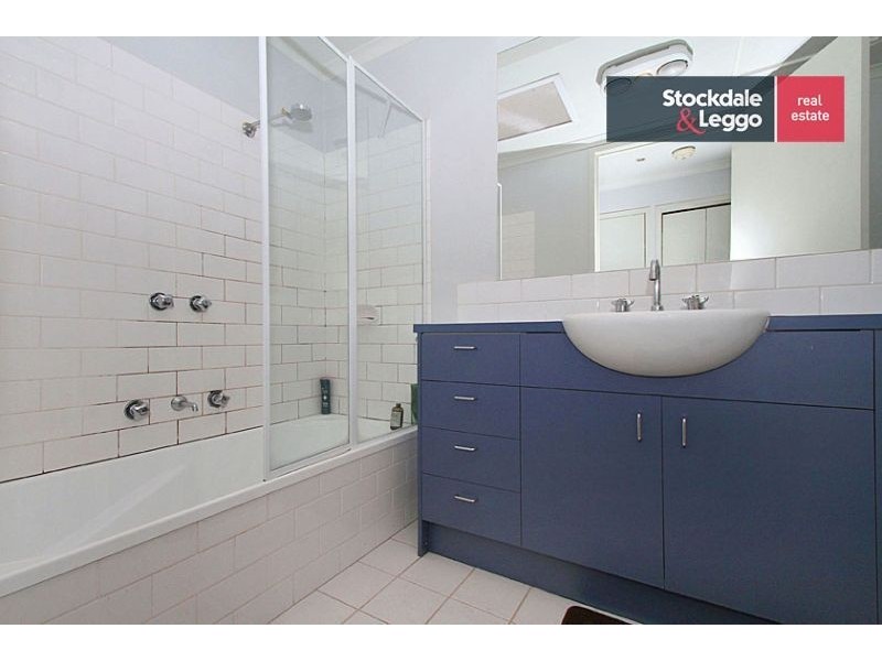 6/70 Grange Boulevard, Bundoora VIC 3083