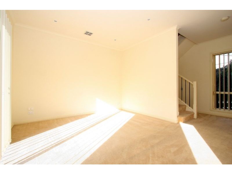 8/8 Balaka Place, Bundoora VIC 3083