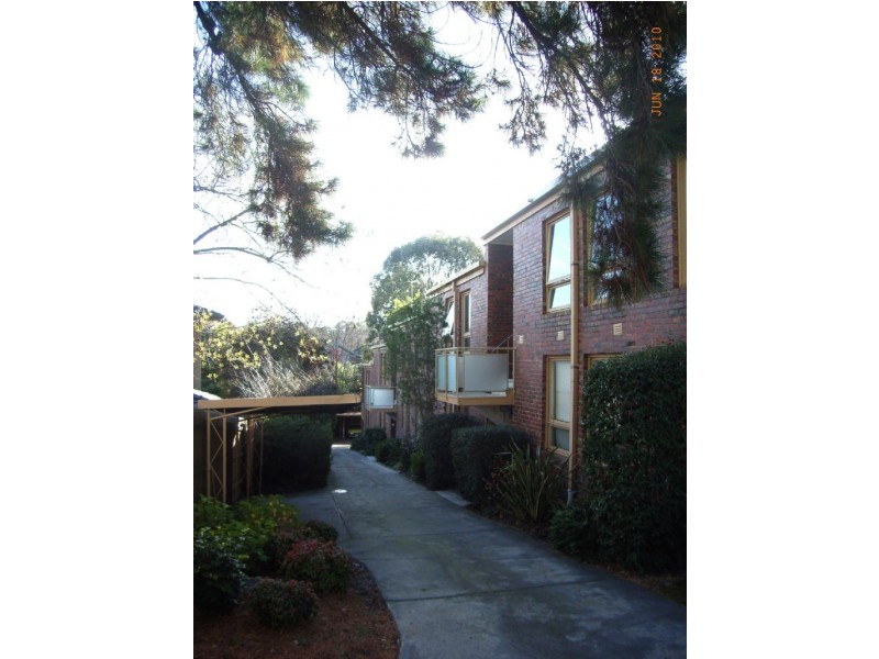 10/3 Rotherwood Road, Ivanhoe East VIC 3079