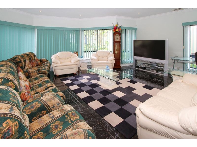 12 Parkview Crescent, Bundoora VIC 3083