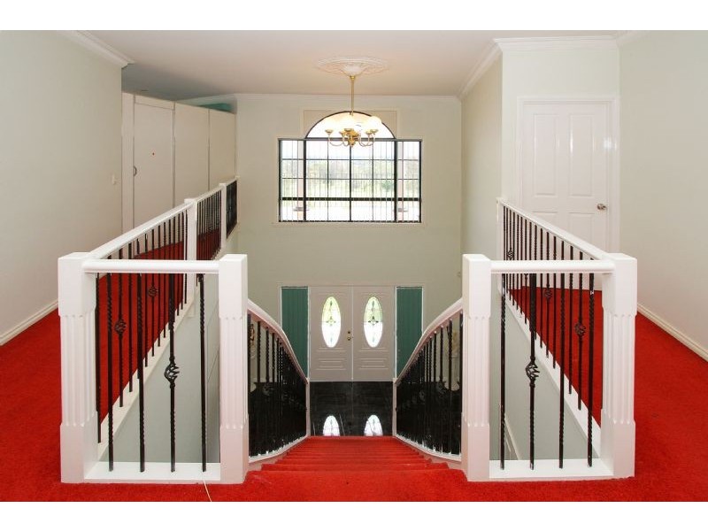 12 Parkview Crescent, Bundoora VIC 3083