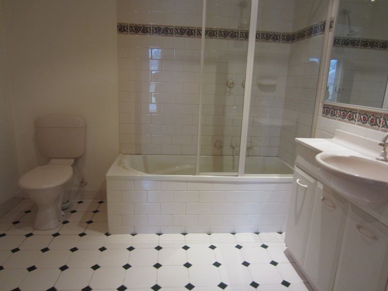 4/1A Main Drive, Bundoora VIC 3083