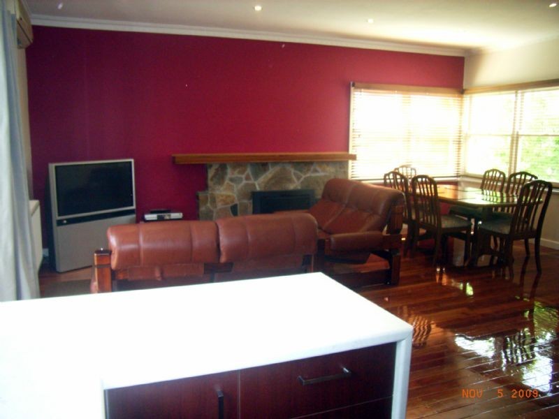 Room 5/16 Doidge St, Bundoora VIC 3083