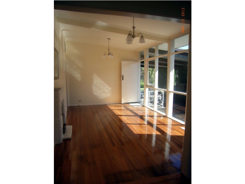 30 Ibbotson Street, Watsonia VIC 3087