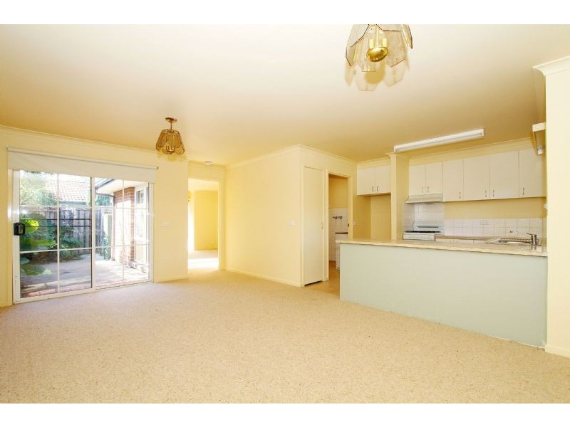 10/4-8 Marie Avenue, Heidelberg Heights VIC 3081