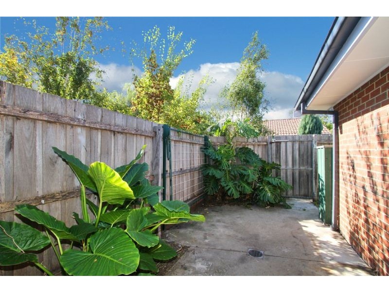 10/4-8 Marie Avenue, Heidelberg Heights VIC 3081