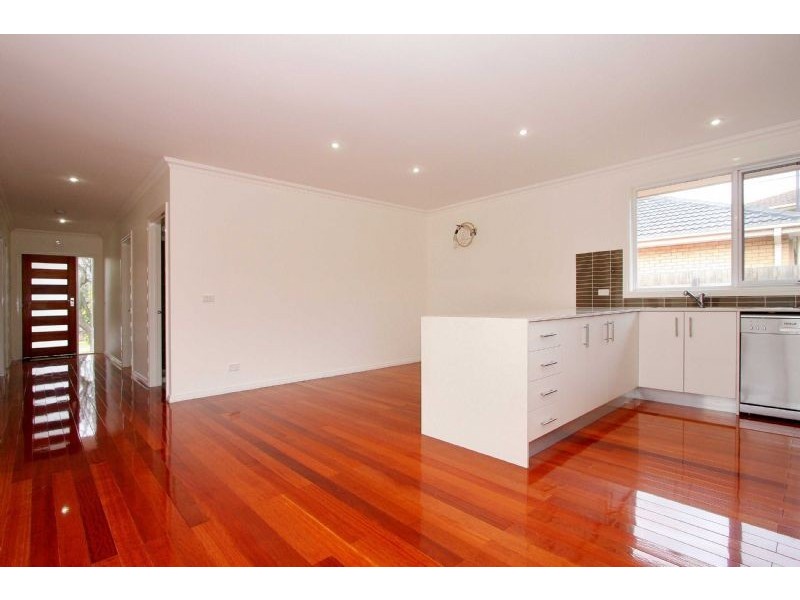 2 Doidge Street, Bundoora VIC 3083