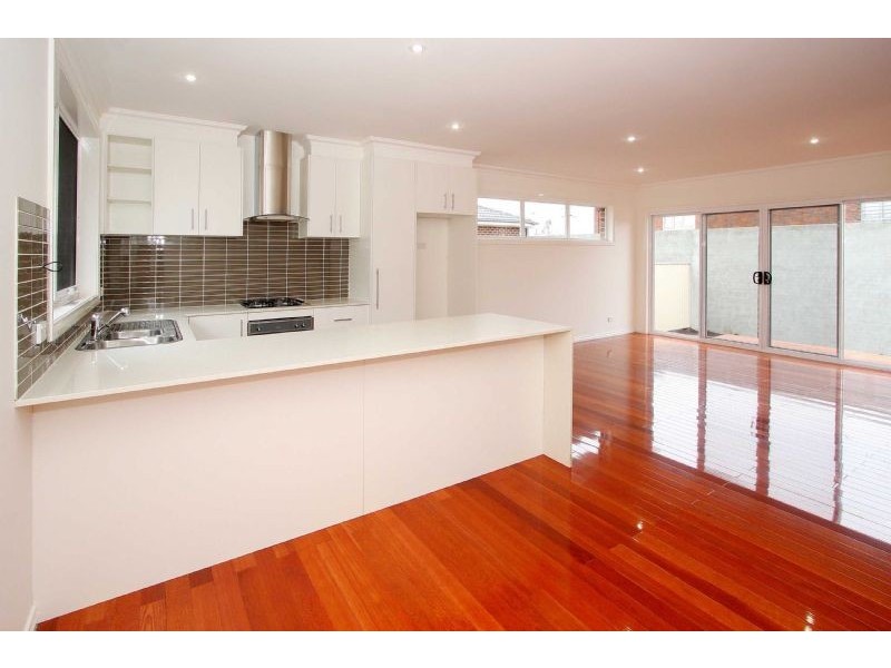 2 Doidge Street, Bundoora VIC 3083