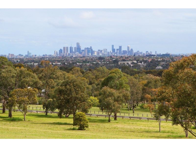 12 Parkview Crescent, Bundoora VIC 3083